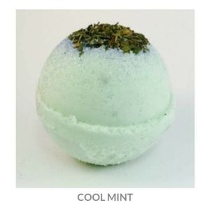 💣 Large Organic Fizzy Bath Bombs 💣